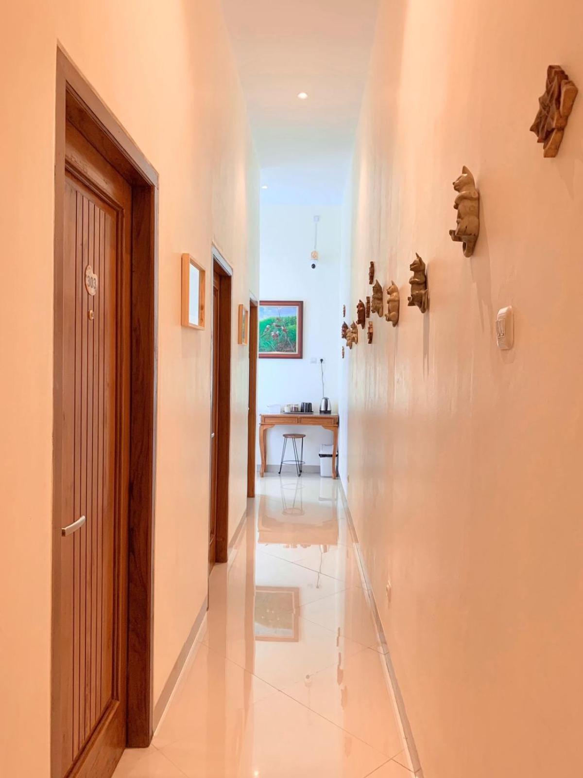 The Cabin Hotel Ambasador Yogyakarta Eksteriør bilde